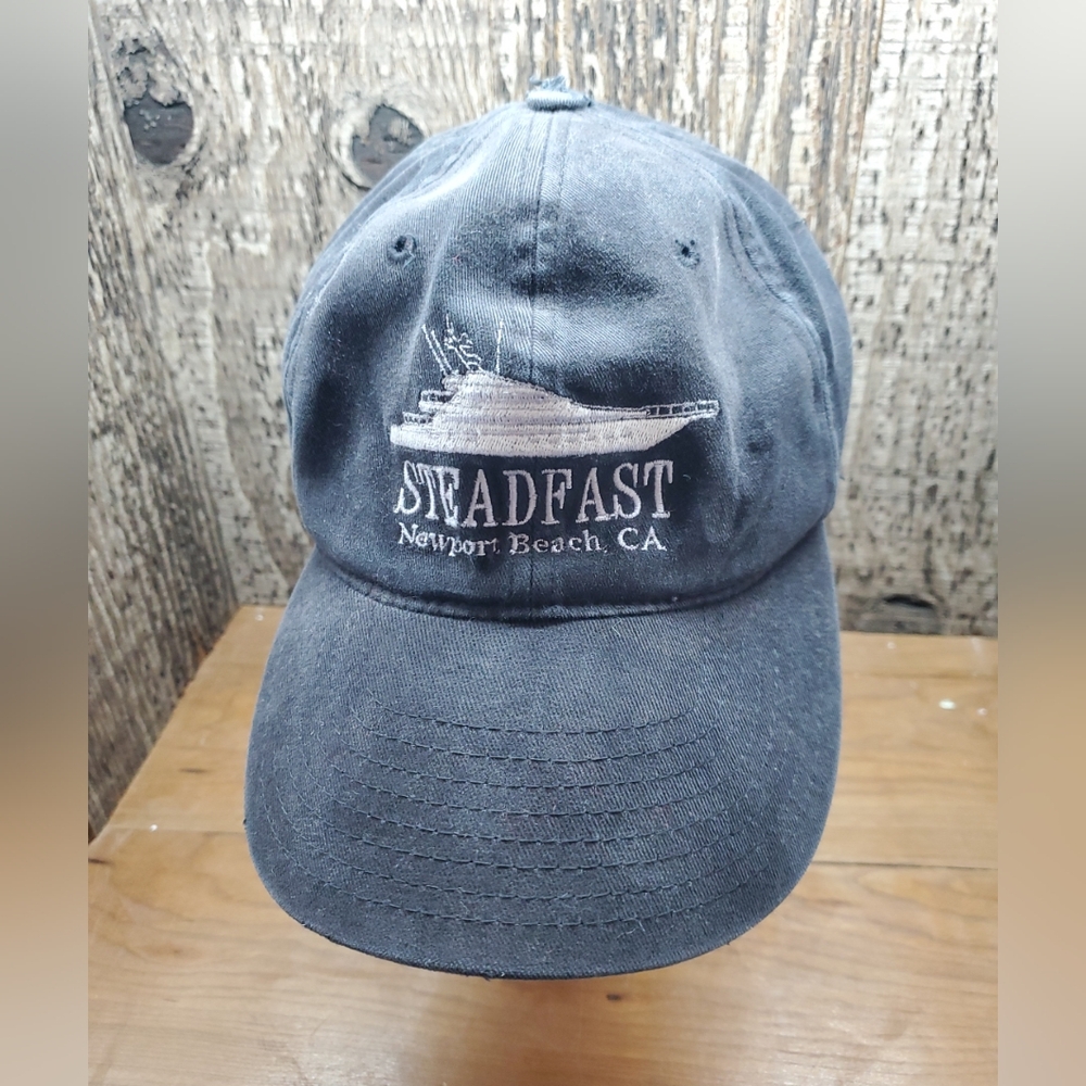 Steadfast Newport Beach CA Distressed Black Baseball Hat Cap Size L/XL Unisex